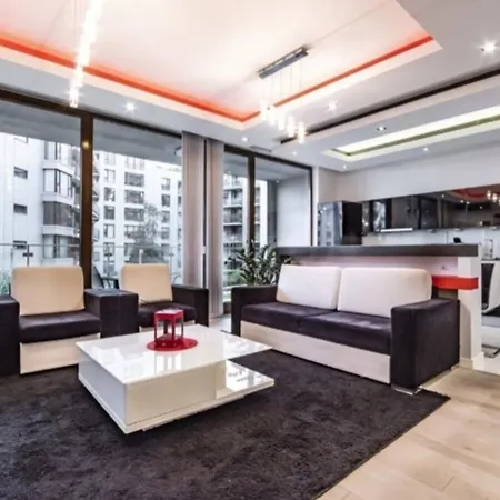 Luxury * Varsovie